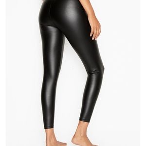 VICTORIA'S SECRETFaux Leather Legging